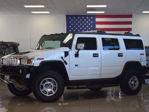 Used 2005 HUMMER H2 w/ Preferred Equipment Group AWD/4WD image 15