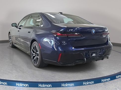 Certified 2023 BMW i7 xDrive60 image 9