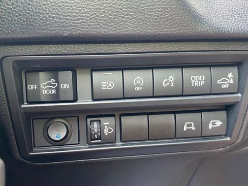 Used 2022 Toyota Tundra SR5 image 25