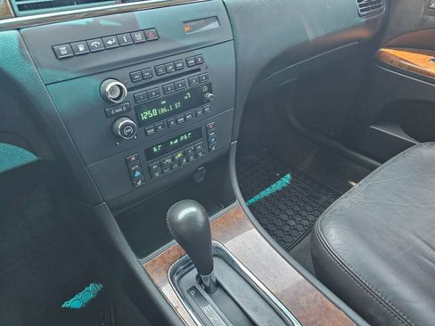 Used 2006 Buick LaCrosse CXL w/ Driver Confidence Package FWD image 11