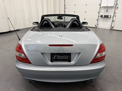 Used 2007 Mercedes-Benz SLK 350 image 4