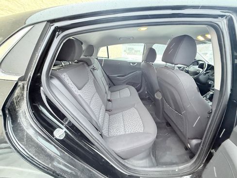 Used 2017 Hyundai Ioniq SEL image 12
