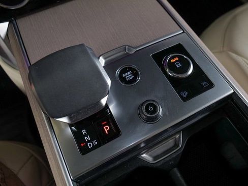Used 2023 Land Rover Range Rover SE AWD/4WD image 21