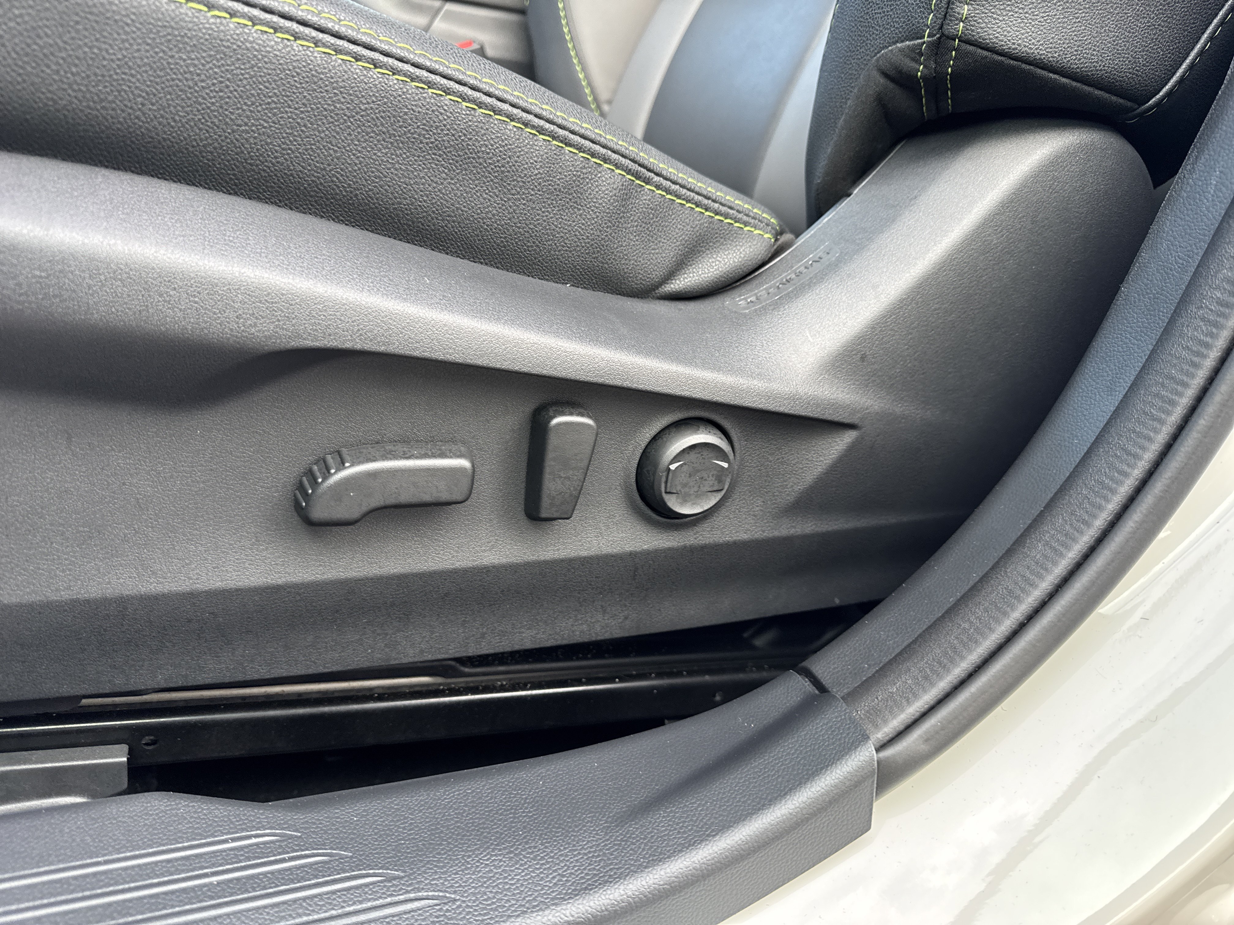 Used 2023 Subaru Outback Onyx Edition AWD/4WD image 12
