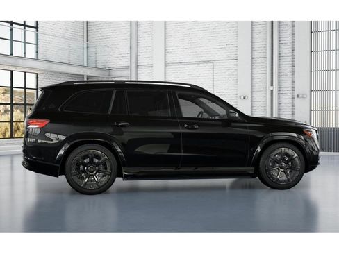 New 2026 Mercedes-Benz Maybach GLS 600 4MATIC image 17