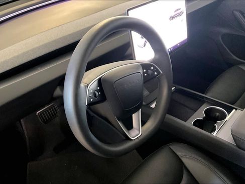 Used 2025 Tesla Model 3 Long Range AWD/4WD image 16