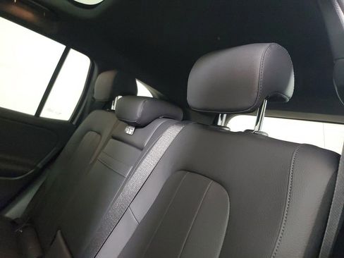 Used 2023 Mercedes-Benz GLB 250 image 12