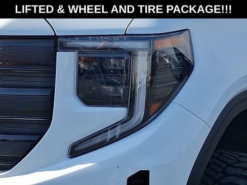 Used 2023 GMC Sierra 1500 Elevation AWD/4WD image 9
