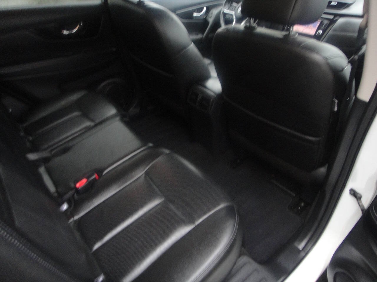Used 2020 Nissan Rogue SL w/ Premium Package AWD/4WD image 15