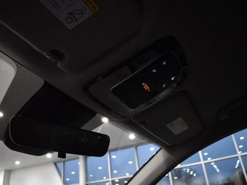 Used 2023 Hyundai Santa Fe SE image 33