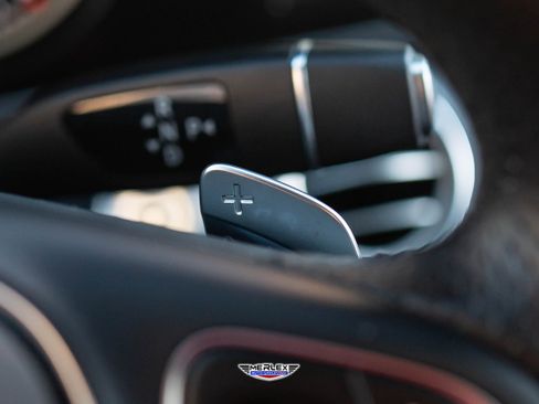 Used 2017 Mercedes-Benz E 300 4MATIC image 25