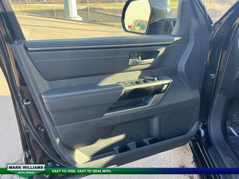 Used 2025 Toyota Tundra Limited image 9