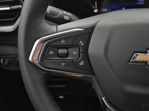 New 2026 Chevrolet TrailBlazer LT w/ Convenience Package FWD image 9