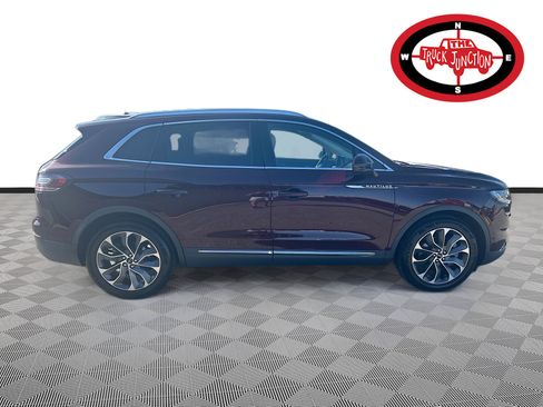 Used 2021 Lincoln Nautilus Reserve w/ Equipment Group 201A FWD image 8