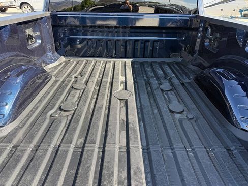 Used 2025 Ford F350 Lariat w/ FX4 Off-Road Package AWD/4WD image 15
