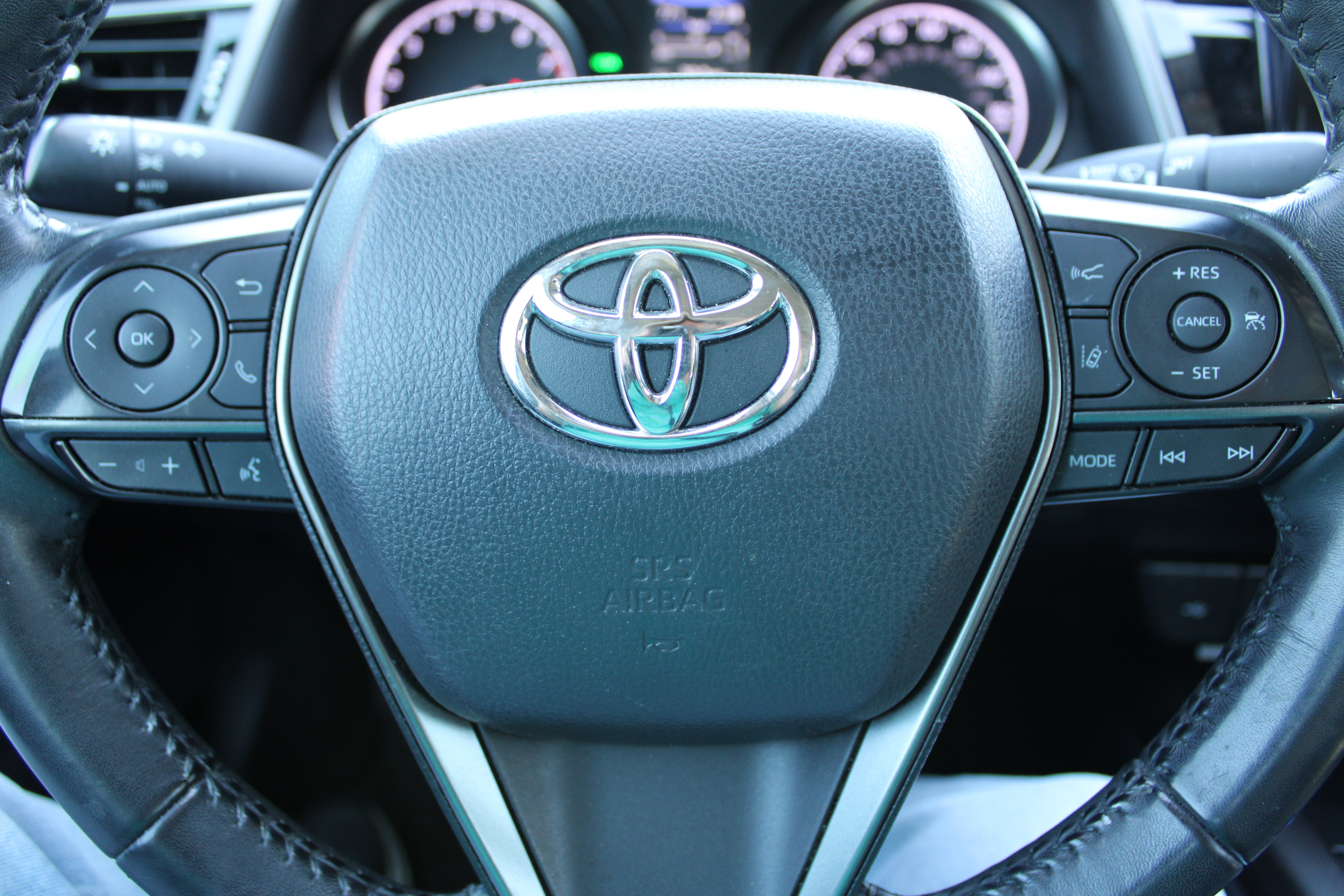 Used 2022 Toyota Camry SE w/ Audio Upgrade Package FWD image 18