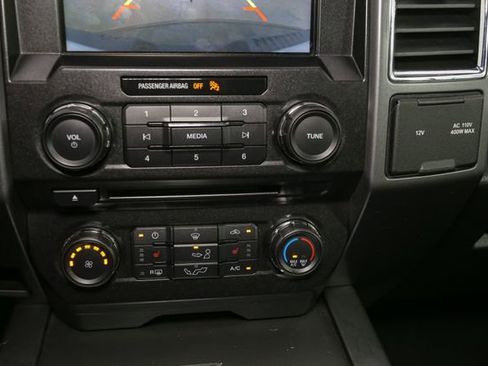 Used 2015 Ford F150 XLT w/ Equipment Group 302A Luxury AWD/4WD image 25