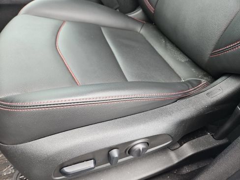 Used 2022 Chevrolet Equinox RS w/ RS Leather Package FWD image 15