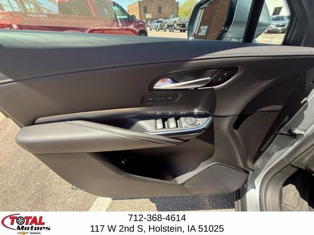 Used 2025 Cadillac XT4 Premium Luxury AWD/4WD image 18