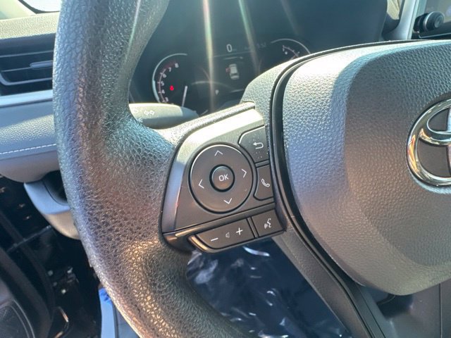 Used 2025 Toyota RAV4 LE AWD/4WD image 20