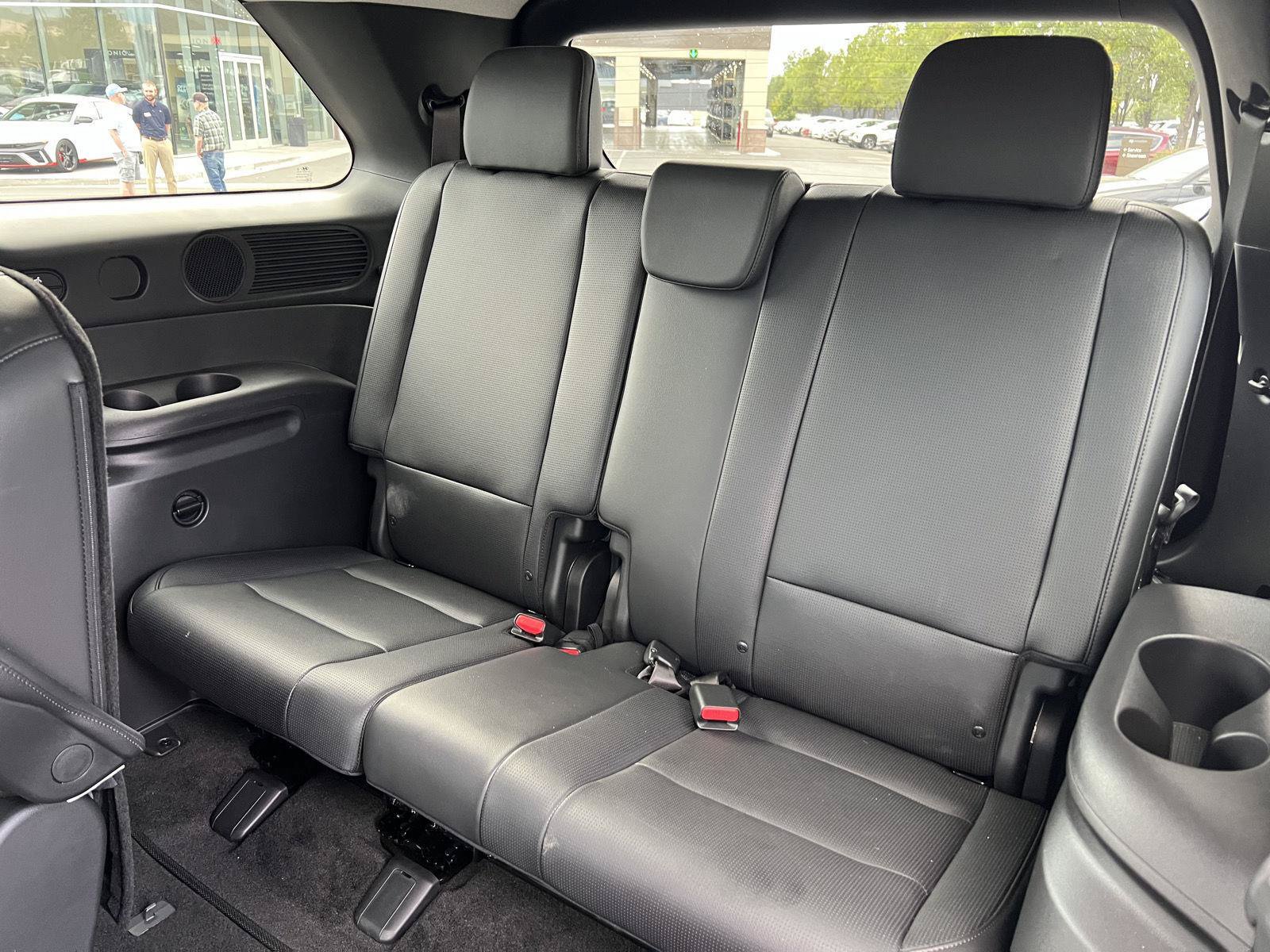 Certified 2026 Hyundai Palisade Limited AWD/4WD image 6