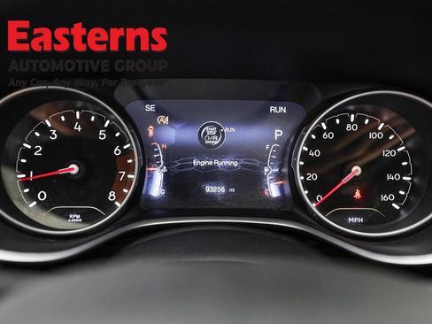 Used 2018 Jeep Compass Latitude w/ Popular Equipment Group AWD/4WD image 18