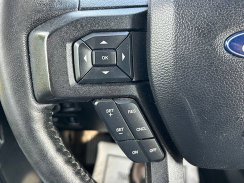 Used 2020 Ford F150 XLT w/ Equipment Group 302A Luxury AWD/4WD image 19