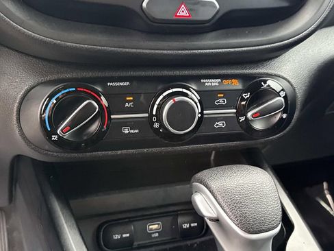 Used 2023 Kia Soul LX w/ Option Group 015 FWD image 26