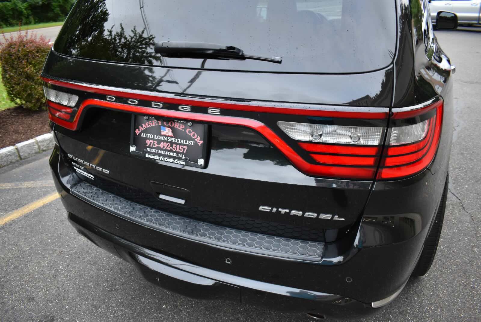 Used 2016 Dodge Durango Citadel w/ Premium Entertainment Group AWD/4WD image 57