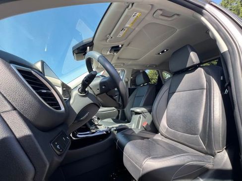 Certified 2024 Kia Seltos EX AWD/4WD image 16