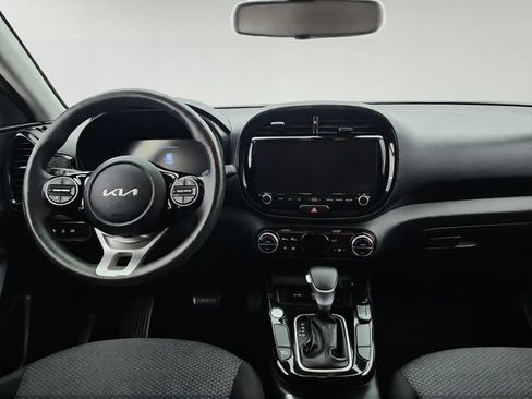 Used 2023 Kia Soul S FWD image 23