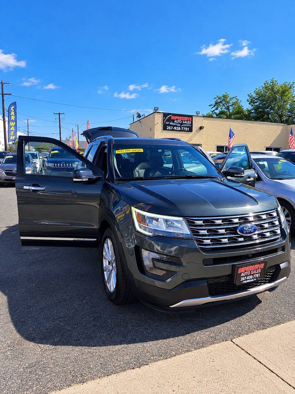 Used 2016 Ford Explorer Limited AWD/4WD image 3