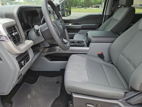 New 2026 Ford F350 XLT w/ XLT Premium Package AWD/4WD image 26