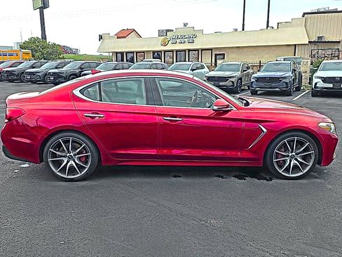 Used 2019 Genesis G70 2.0T Sport RWD image 5