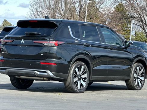 New 2026 Mitsubishi Outlander SE AWD/4WD image 4