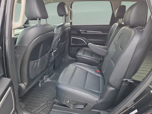Used 2021 Kia Telluride S image 17