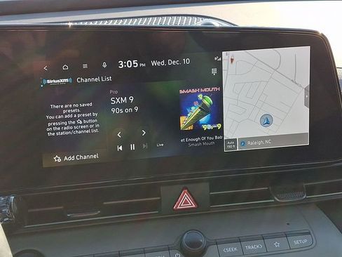 Used 2024 Hyundai Elantra Limited image 21