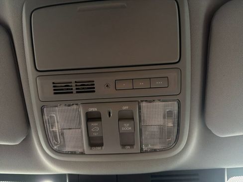 Used 2020 Honda CR-V EX-L image 28