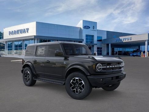 New 2026 Ford Bronco Outer Banks AWD/4WD image 7