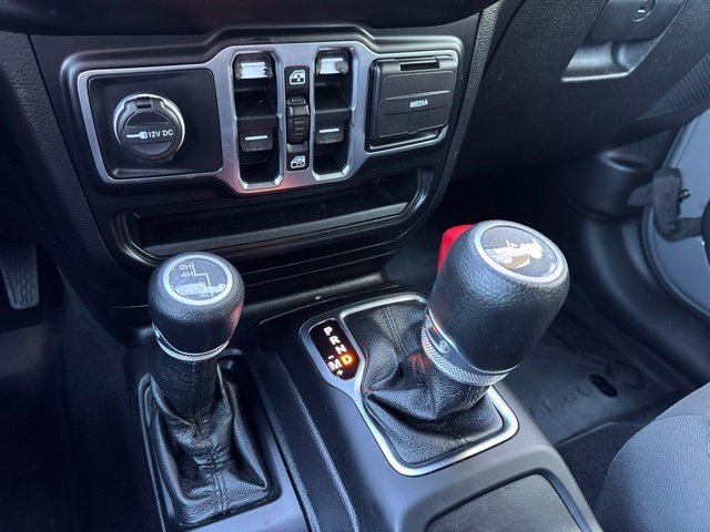 Used 2021 Jeep Wrangler Unlimited Sport AWD/4WD image 14