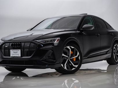 Used 2022 Audi e-tron Premium Plus w/ Premium Plus Package