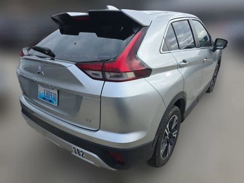 Used 2023 Mitsubishi Eclipse Cross SE image 4