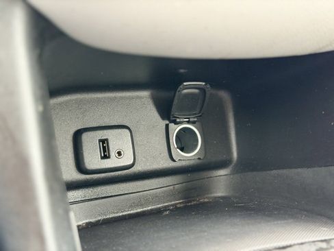 Used 2018 Chevrolet Equinox LS image 15