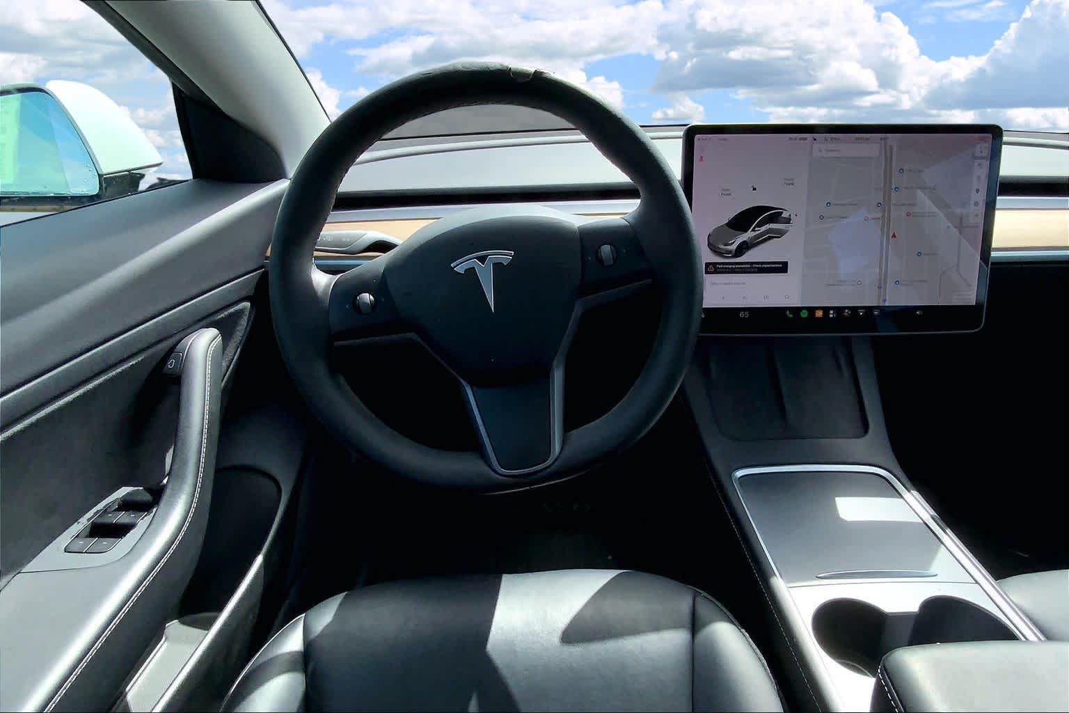 Used 2021 Tesla Model 3 Standard Range Plus RWD image 14