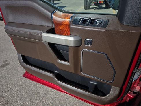 Used 2018 Ford F150 King Ranch w/ Equipment Group 601A Luxury image 24