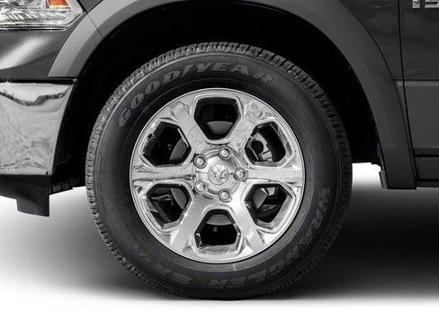 Used 2016 RAM 1500 Laramie w/ Convenience Group image 10