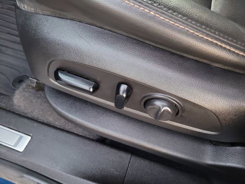 Used 2020 Chevrolet Equinox Premier image 19