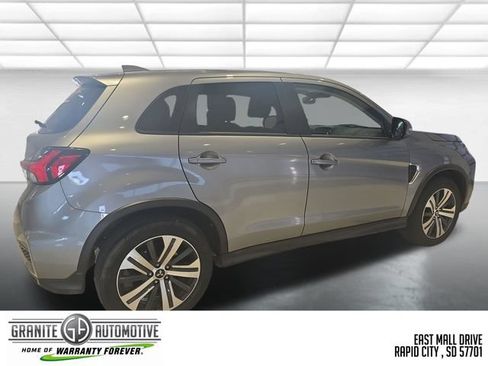 Used 2024 Mitsubishi Outlander Sport SE AWD/4WD image 6