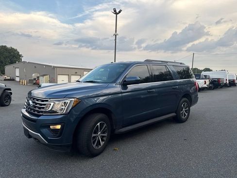 Used 2018 Ford Expedition Max XLT AWD/4WD image 3