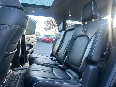 Used 2025 Honda Pilot Elite image 27